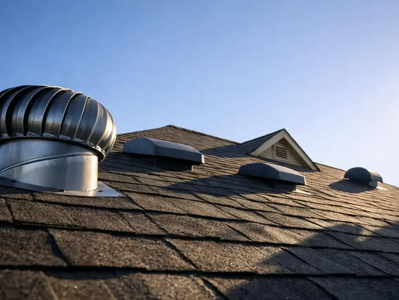 HVAC Contractor Lake Dallas, TX — team at work